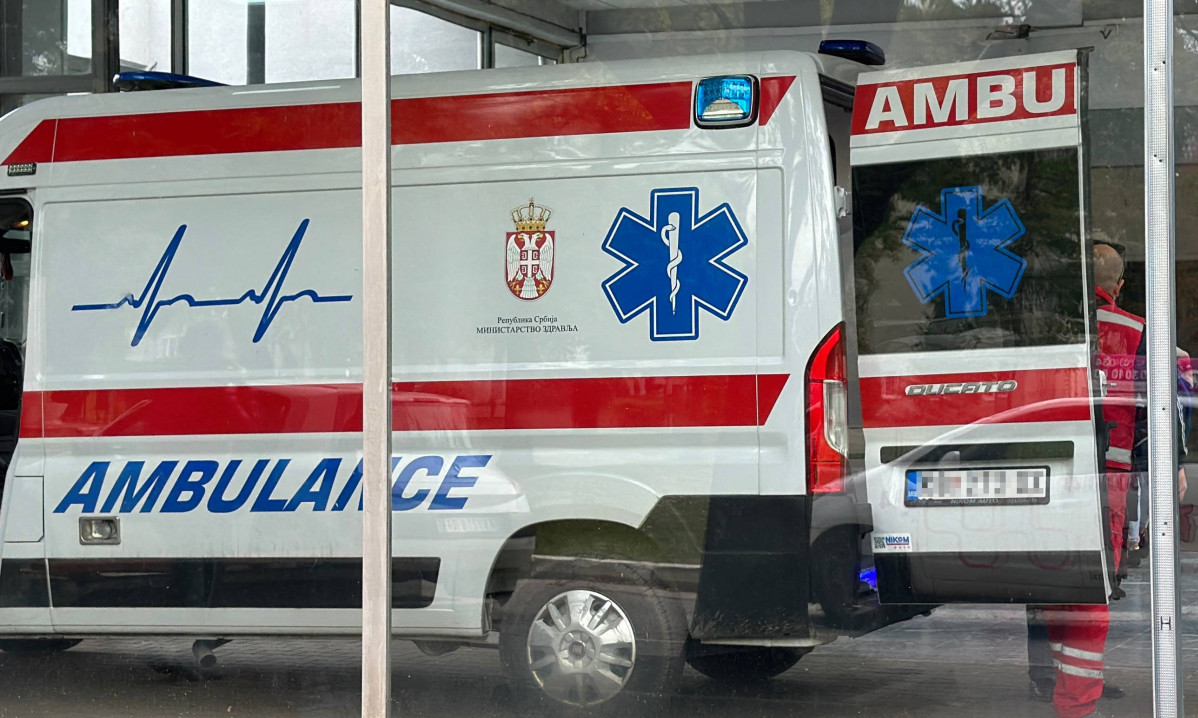 AUTOMOBIL POKOSIO DEVOJČICU NA MIRIJEVU: Hitno prevezena u bolnicu!