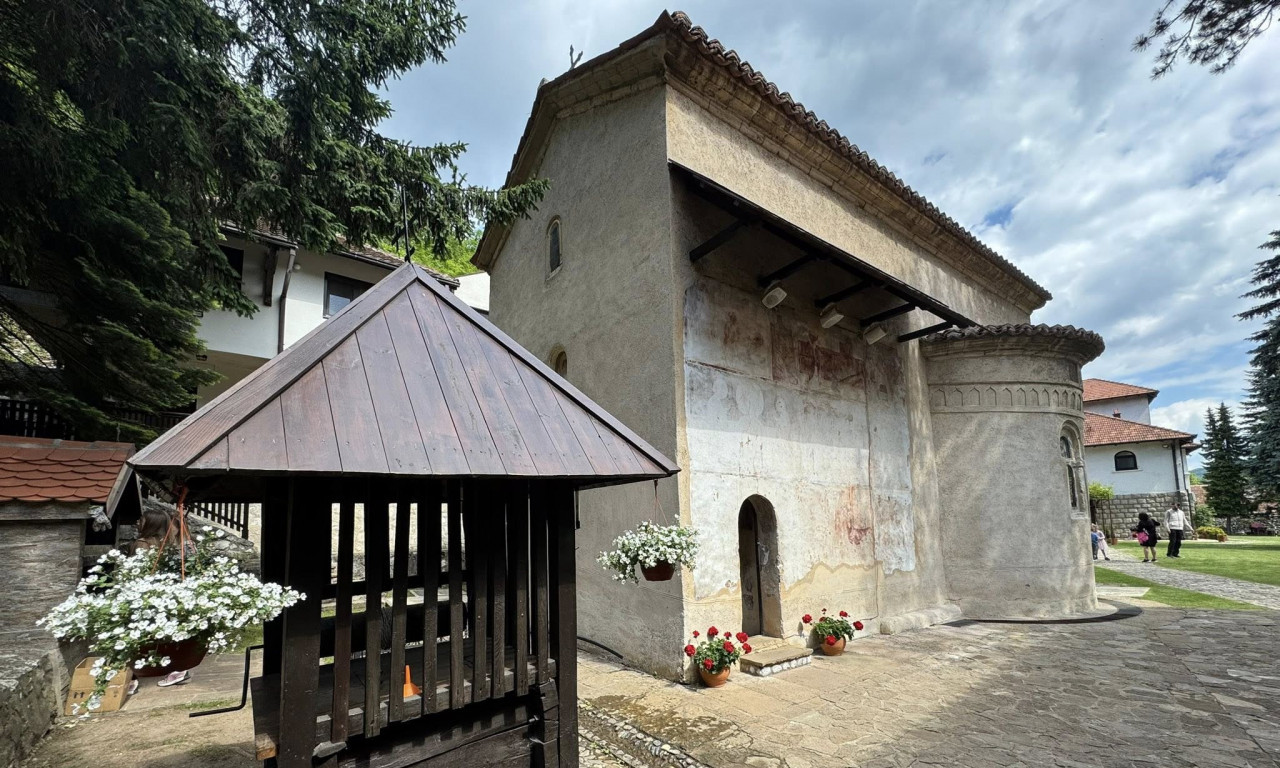 MOLITVA IZ MANASTIRA NIKOLJE KOJA ĆE VAM PROMENITI ŽIVOT: Vodič kroz ljubav, posao i međuljudske odnose!