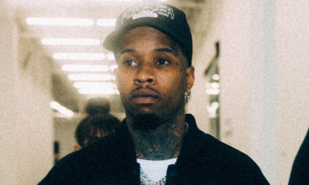 POZNATI REPER IZBODEN 14 PUTA Hitno prebačen u bolnicu, bori se za život!