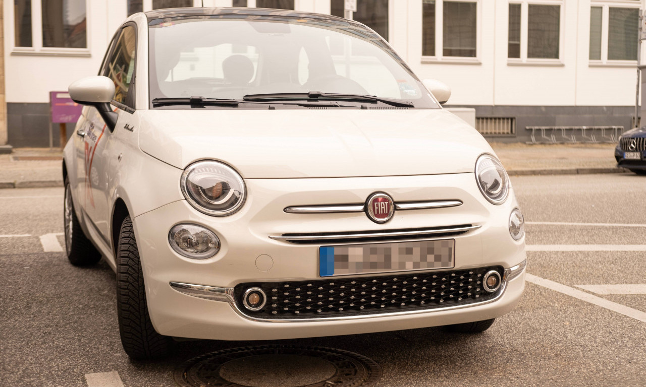 DA LI STE VIDELI BELOG "FIĆU" NA PUTU? Ako jeste, odmah uradite ovo! Dobro pogledajte fotografije (FOTO)