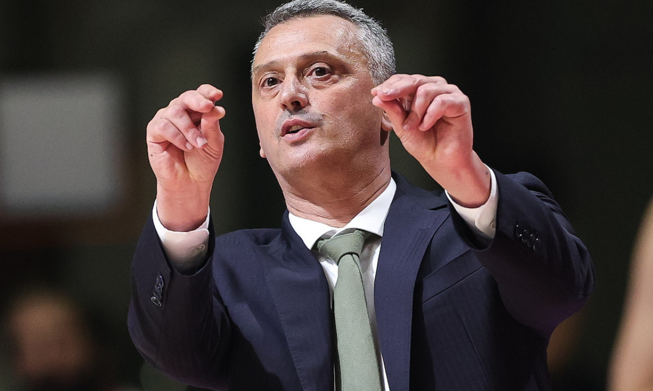 DEJAN RADONJIĆ PREUZIMA NOVI KLUB Evo gde se seli iskusni stručnjak i bivši trener Crvene zvezde