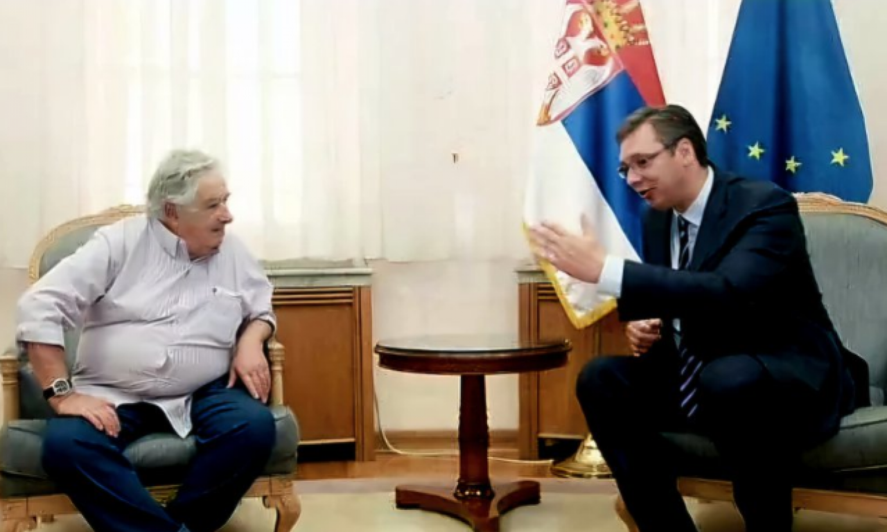 IMAO SAM ČAST I PRIVILEGIJU DA GA UPOZNAM: Predsednik Vučić uputio saučešće povodom smrti Hosea Muhike!