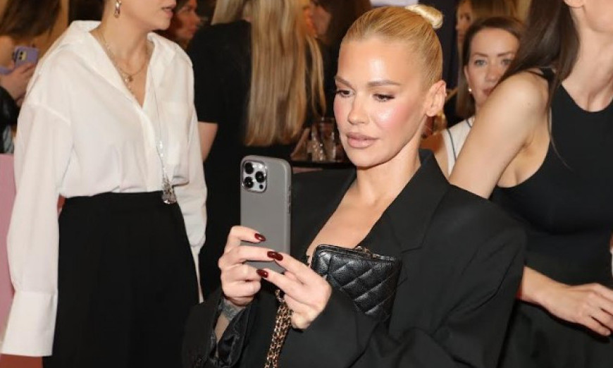 PAPARAZZO K1 UHVATIO NATU BEKVALAC NA DELU Pogledajte šta je radila sa sestrom! Ima veze s donjim vešom! (FOTO)