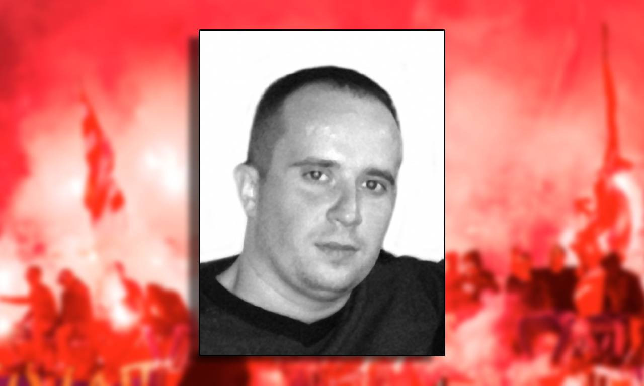 VELJA DUNJIĆ LIKVIDIRAN PRE 11 GODINA Reči njegovih roditelja jutros odzvanjaju: "Rana za sinom i dalje krvari... (FOTO)