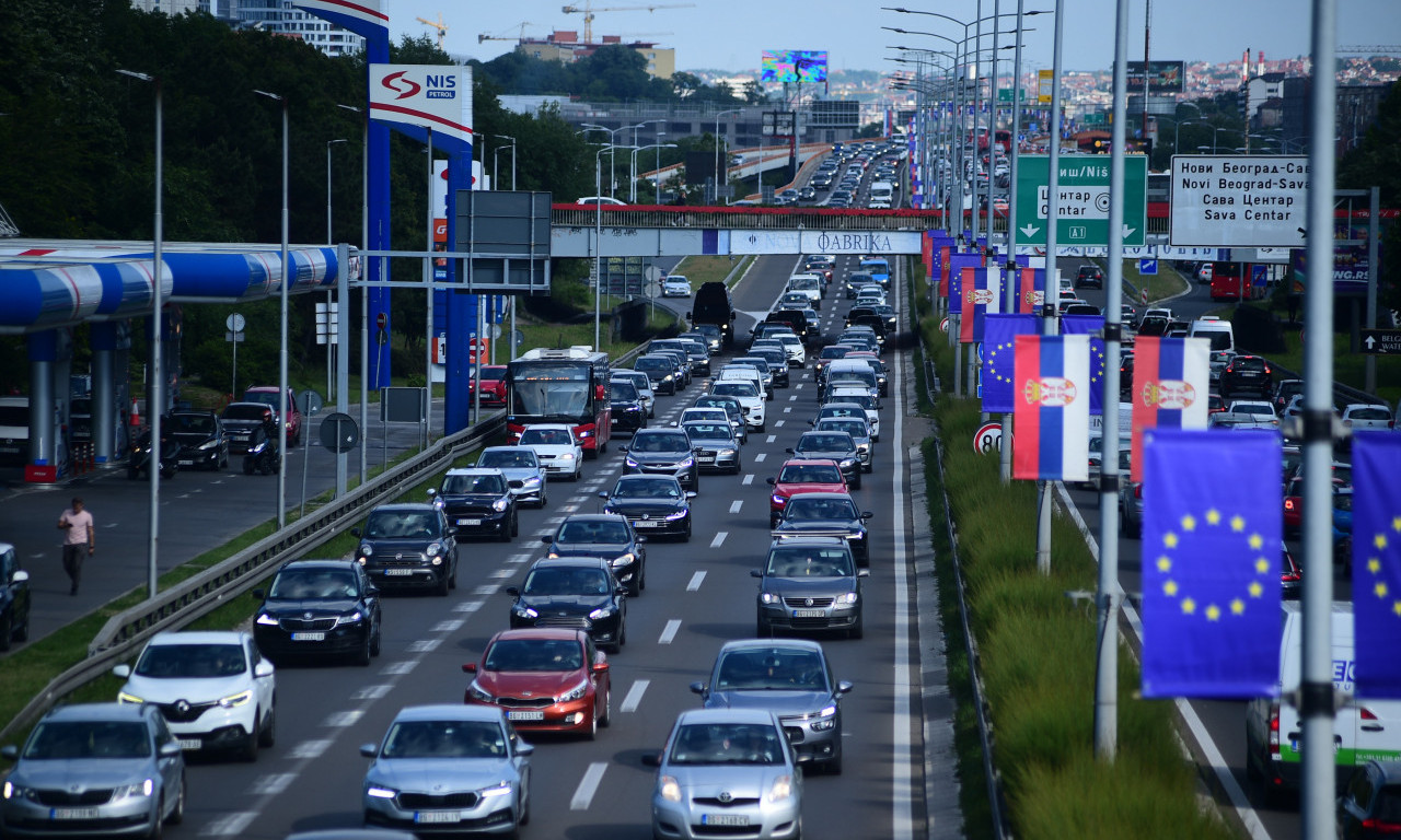 KOLAPS KA AERODROMU ĆE TRAJATI SATIMA! RADOVI ŠIROM SRBIJE Vozači, oprez - ovo će vam poremetiti planove puta