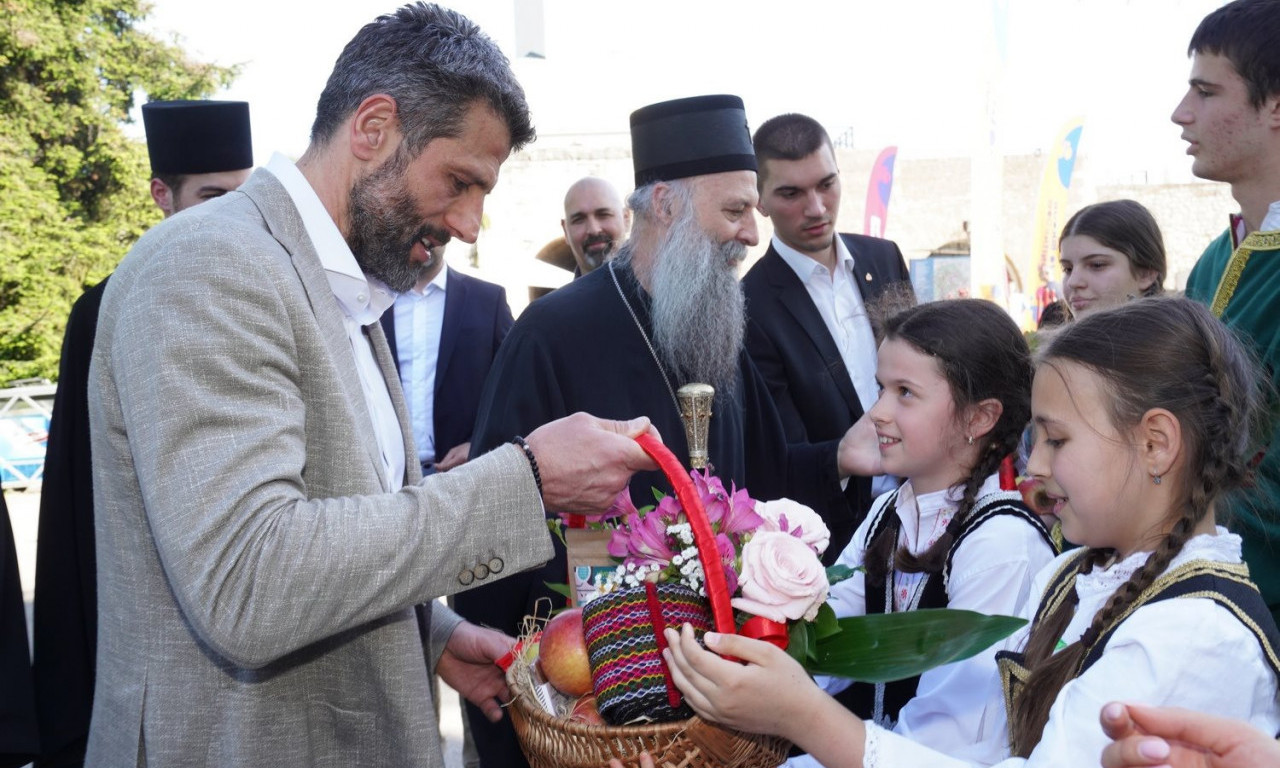 VERA U PORODICU JAČA OD SVEGA Šapić i patrijarh Porfirije na Beogradskim danima porodice (FOTO+VIDEO)
