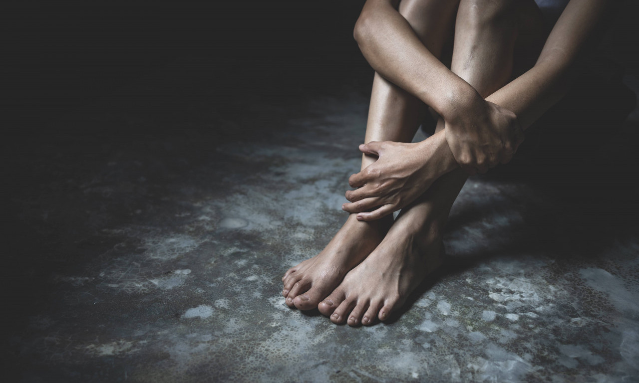ŽENA IZ SRBIJE SILOVANA U SKOPLJU Dvojica nasred puta nasrnula na nju?