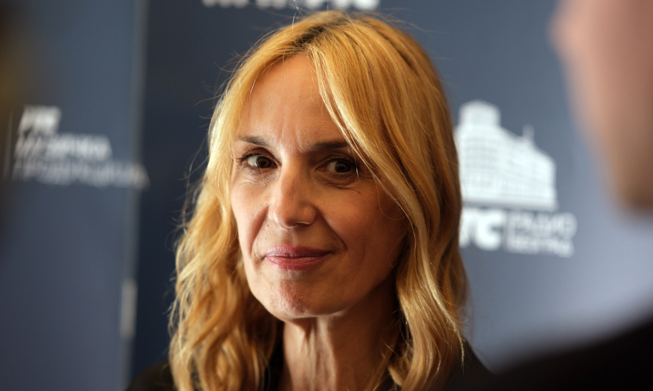 LJUBAV SA ČEDOM JOVANOVIĆEM SE DOGODILA POSLE DVA RAZVODA Duška Vučinić pronašla sreću!