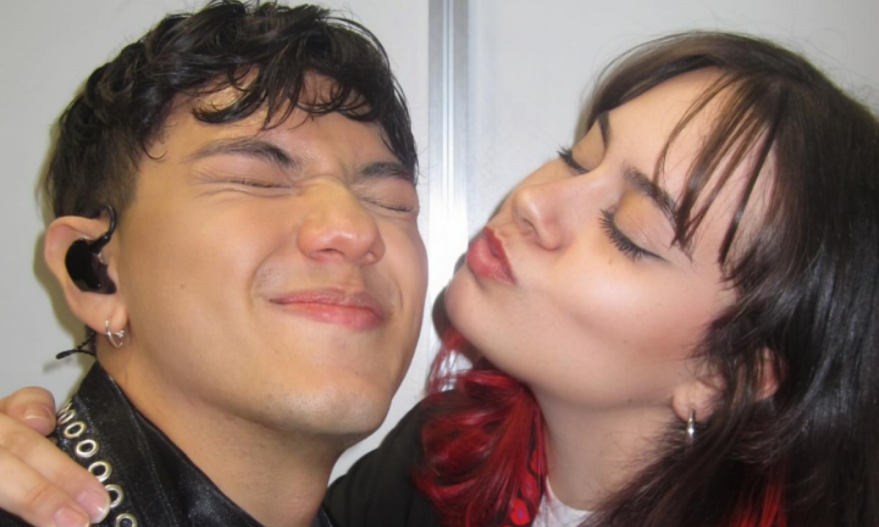 DEVOJKA IZ KLADOVA STIGLA DO VRHA Srpkinja oduševila Evropu na Evrosongu, napisala pobedničku pesmu