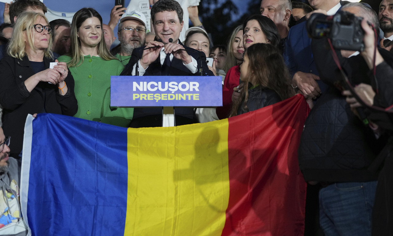 NOVOIZABRANI PREDSEDNIK RUMUNIJE: Pregovori o formiranju nove vlade će početi u utorak