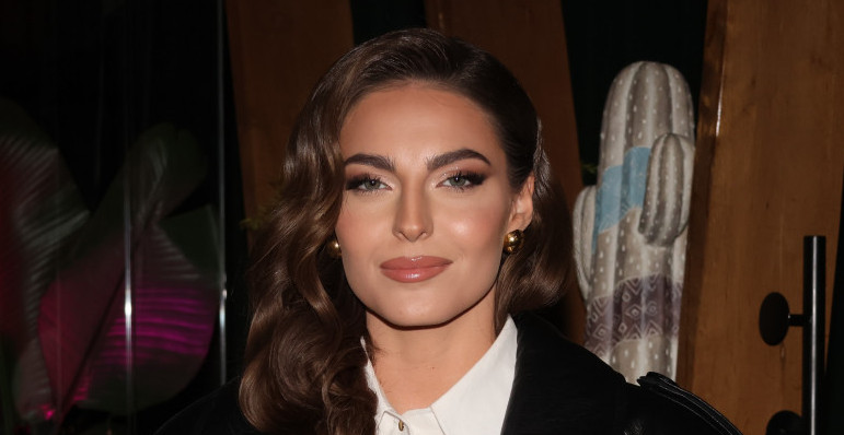 DŽEJLA O BOSANSKOM PEVAČU ZA KOG SE ŠUŠKA DA JOJ JE DEČKO "On je talentovan, imao je ideju... " (VIDEO)