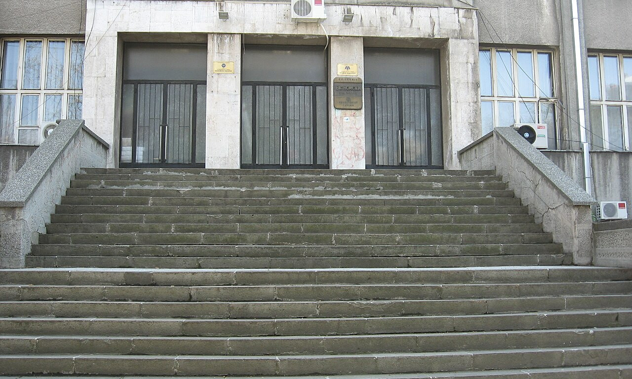 EVO KAKO ĆE SE ODVIJATI NASTAVA NA EKONOMSKOM FAKULTETU U NIŠU: Predavanja počinju 21. maja!