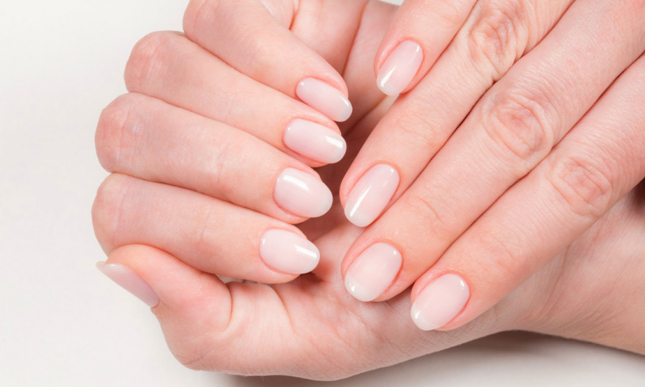 MLEČNI NOKTI SU HIT! Svi će vas pitati gde ste ih radili!