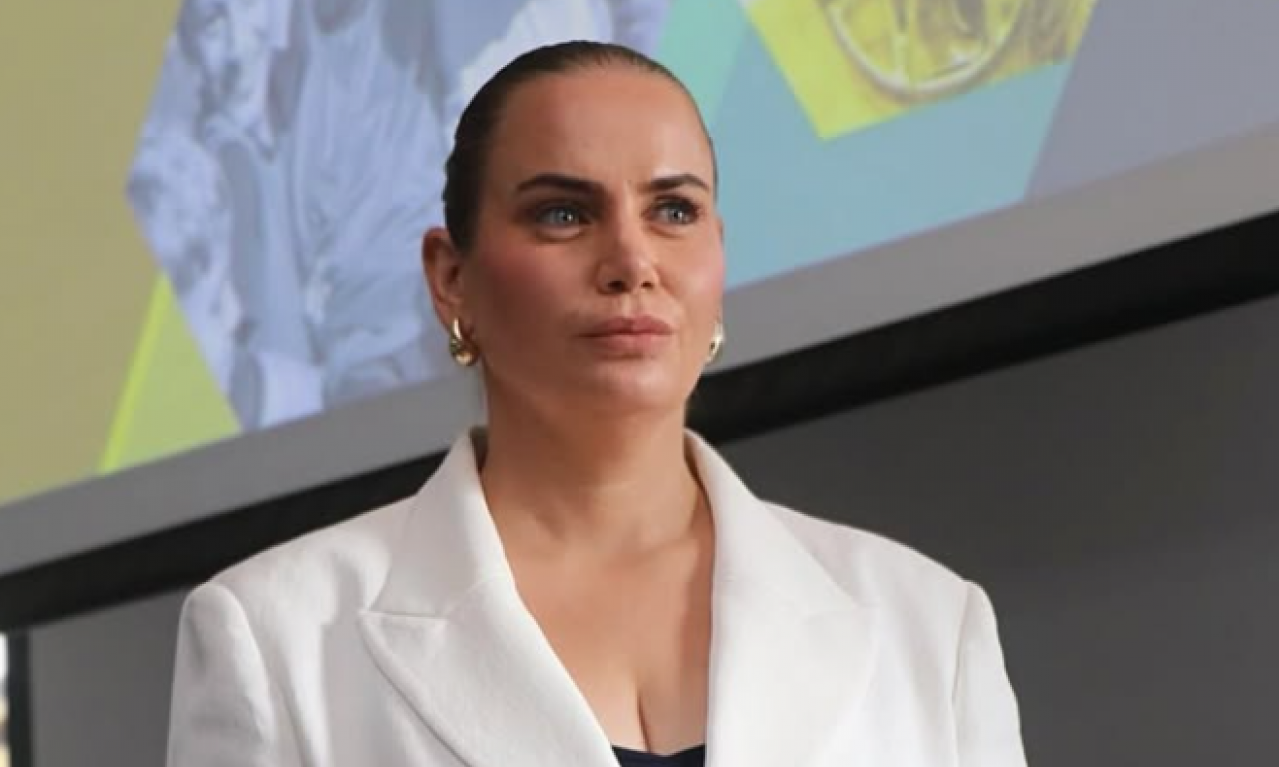 PRVO POJAVLJIVANJE JELENE DOKIĆ NAKON SMRTI OCA DAMIRA