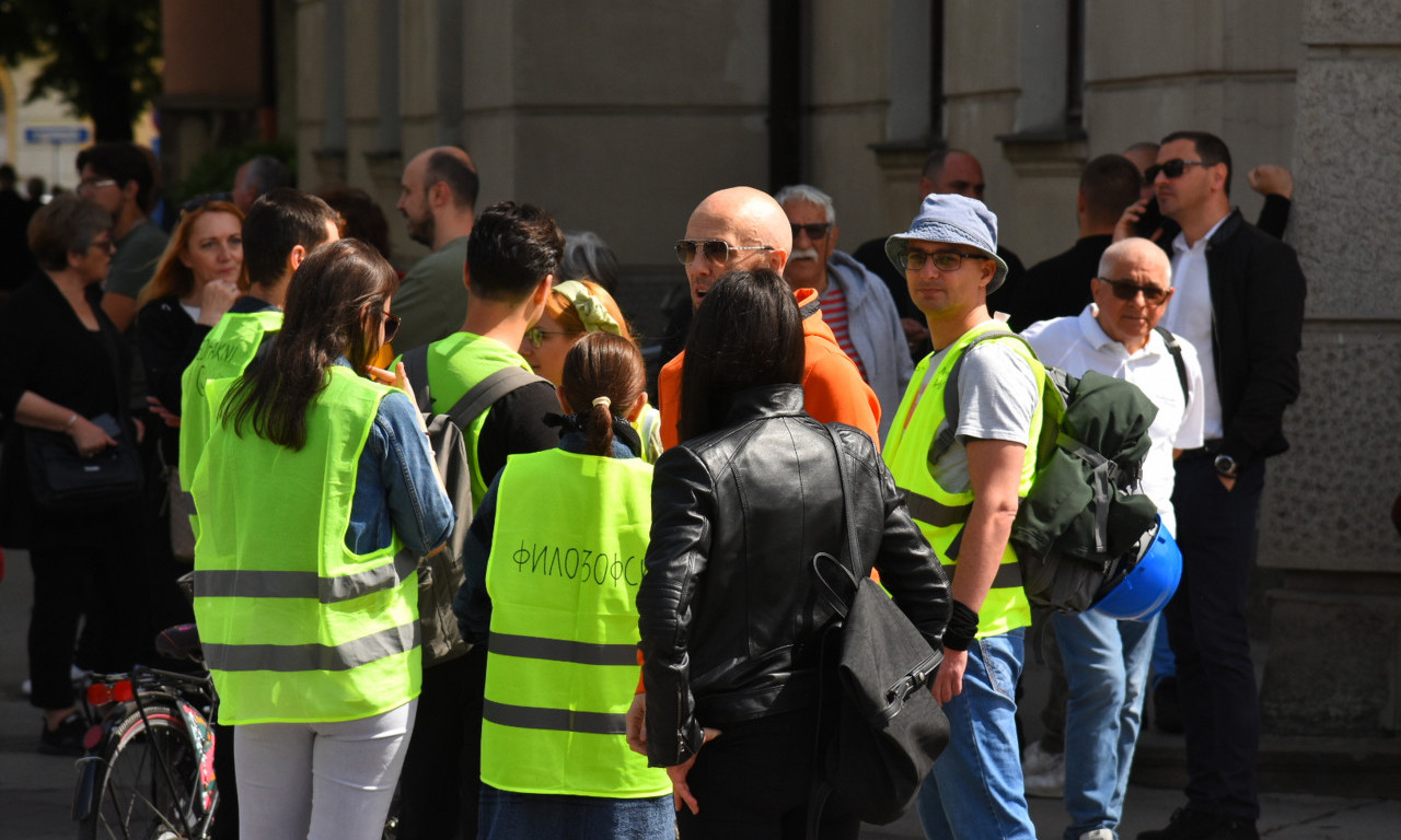 BLOKIRANA NOVOSADSKA ŠKOLA Zbog studenata u blokadi otkazani svi ispiti