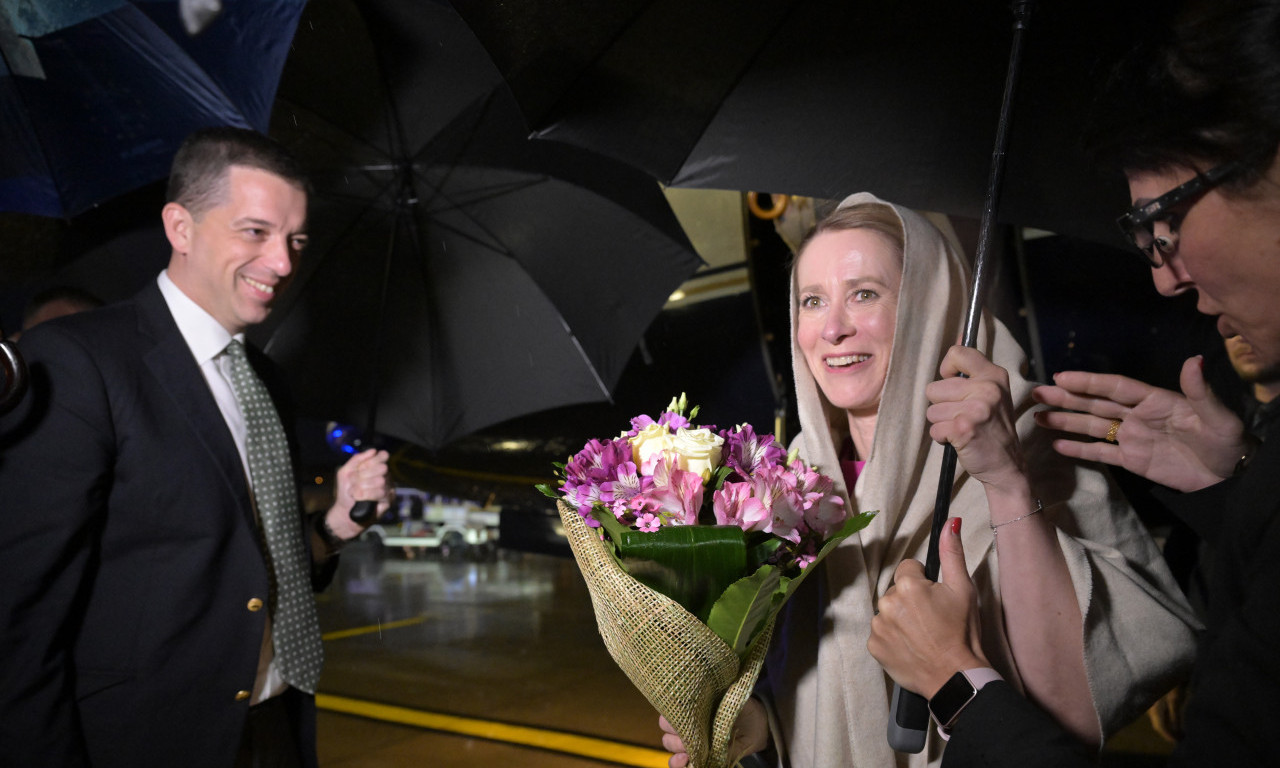 ŠEFICA DIPLOMATIJE EU STIGLA U BEOGRAD: Đurić je sačekao na aerodromu