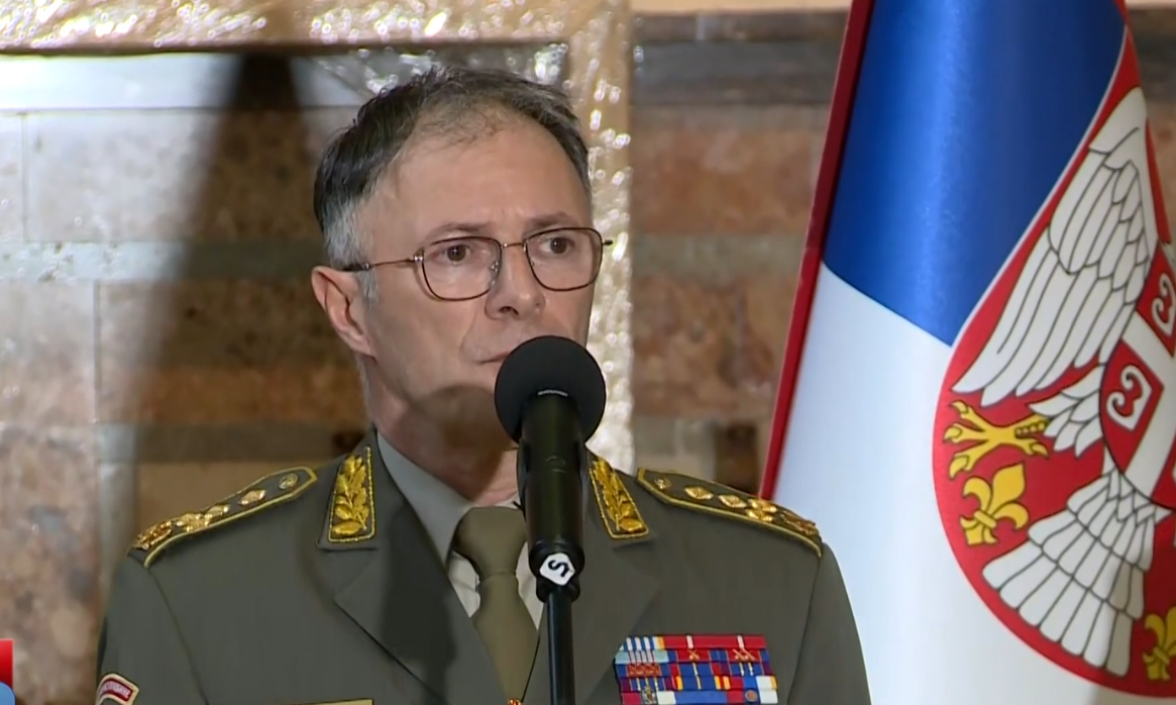GENERAL MOJSILOVIĆ HITNO KONTAKTIRAO KOMANDANTA KFORA Obavio razgovor zbog isporuke 1.000 turskih dronova Prištini