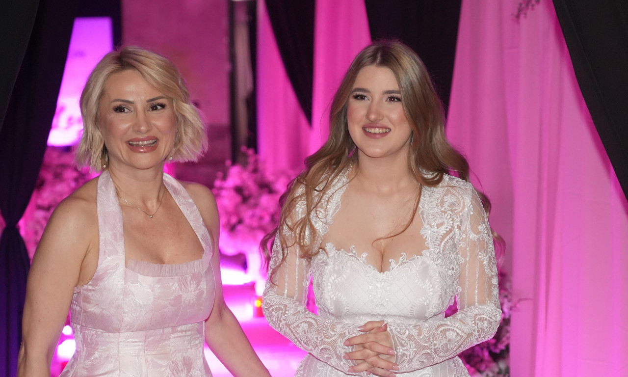 LUKSUZNA ŽURKA ZA PUNOLETSTVO ĆERKE GOCE TRŽAN: Lena zablistala, a pojavile se i velike zvezde! (FOTO)