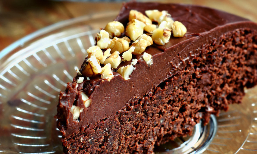 15 MINUTA DO SAVRŠENE ČOKOLADNE TORTE Niko neće verovati koliko je brzo gotova!