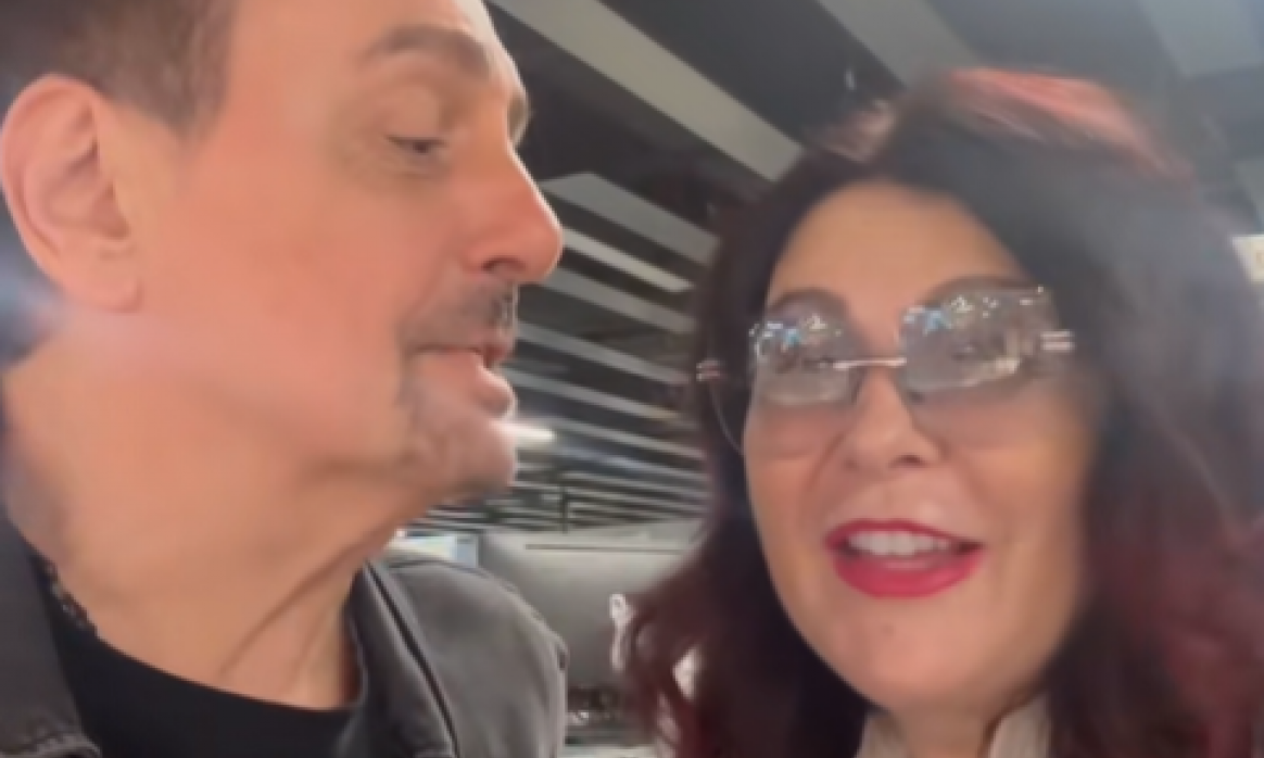 ZORA DOBRIČANIN I KEBA NAPRAVILI HAOS NA AERODROMU Snimak "gori" na mrežama! (VIDEO)