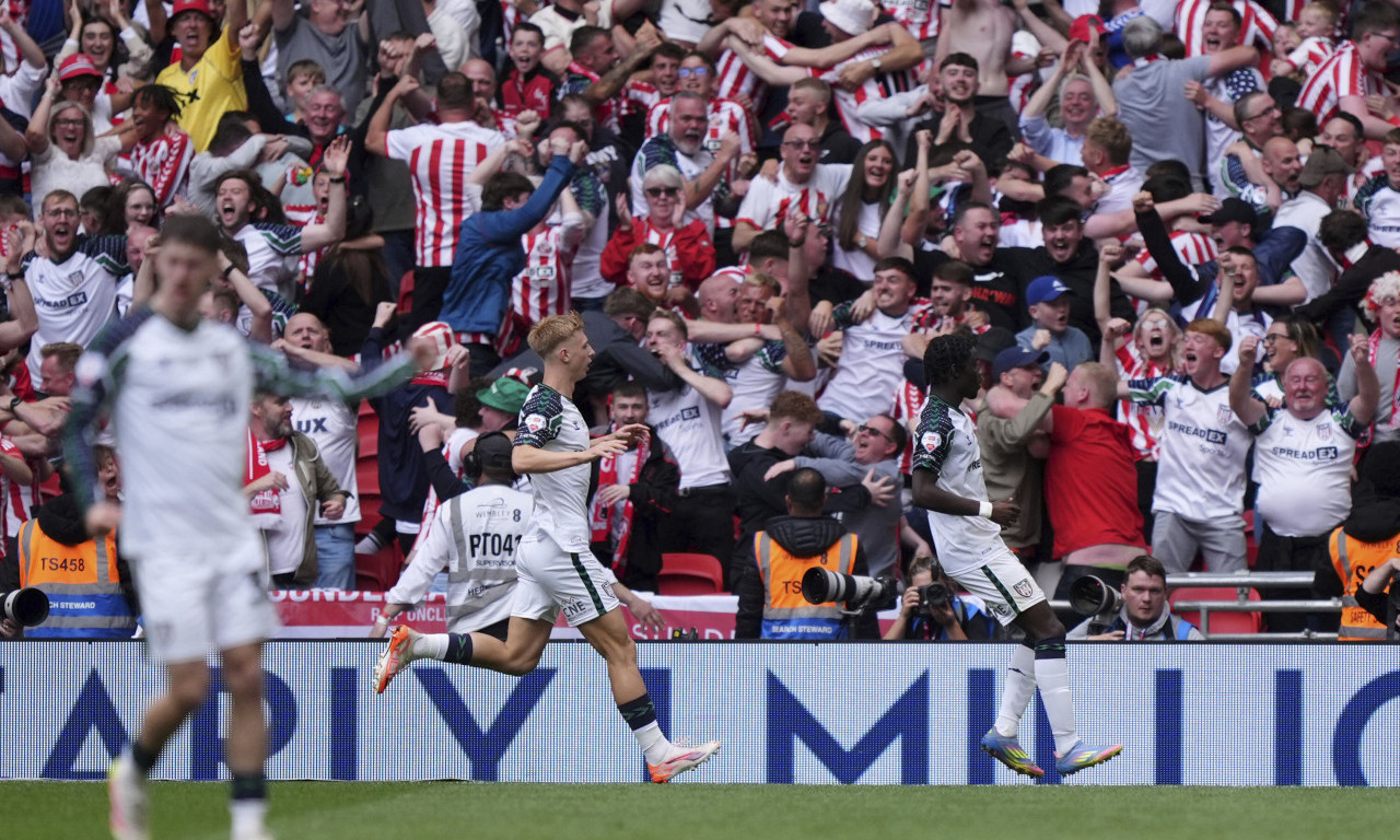 LUDNICA U MEČU NA VEMBLIJU I GOL U NADOKANDI: Evo ko se vratio u Premijer ligu i zaradio 250 miliona evra!