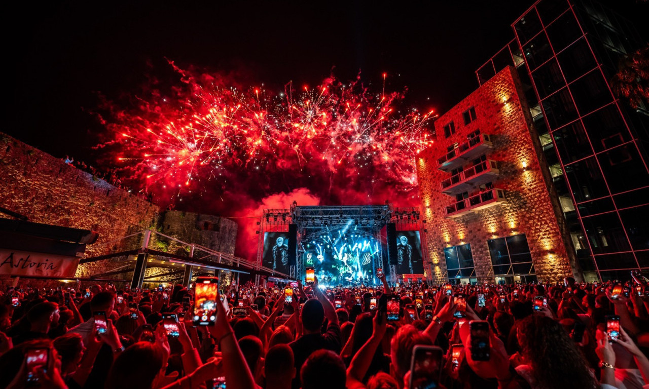 SPEKTAKULARNO OTVARANJE LETNJE SEZONE 2025 Region hrli u Budvu! A tek da vidite ko je "zapalio" binu (VIDEO)