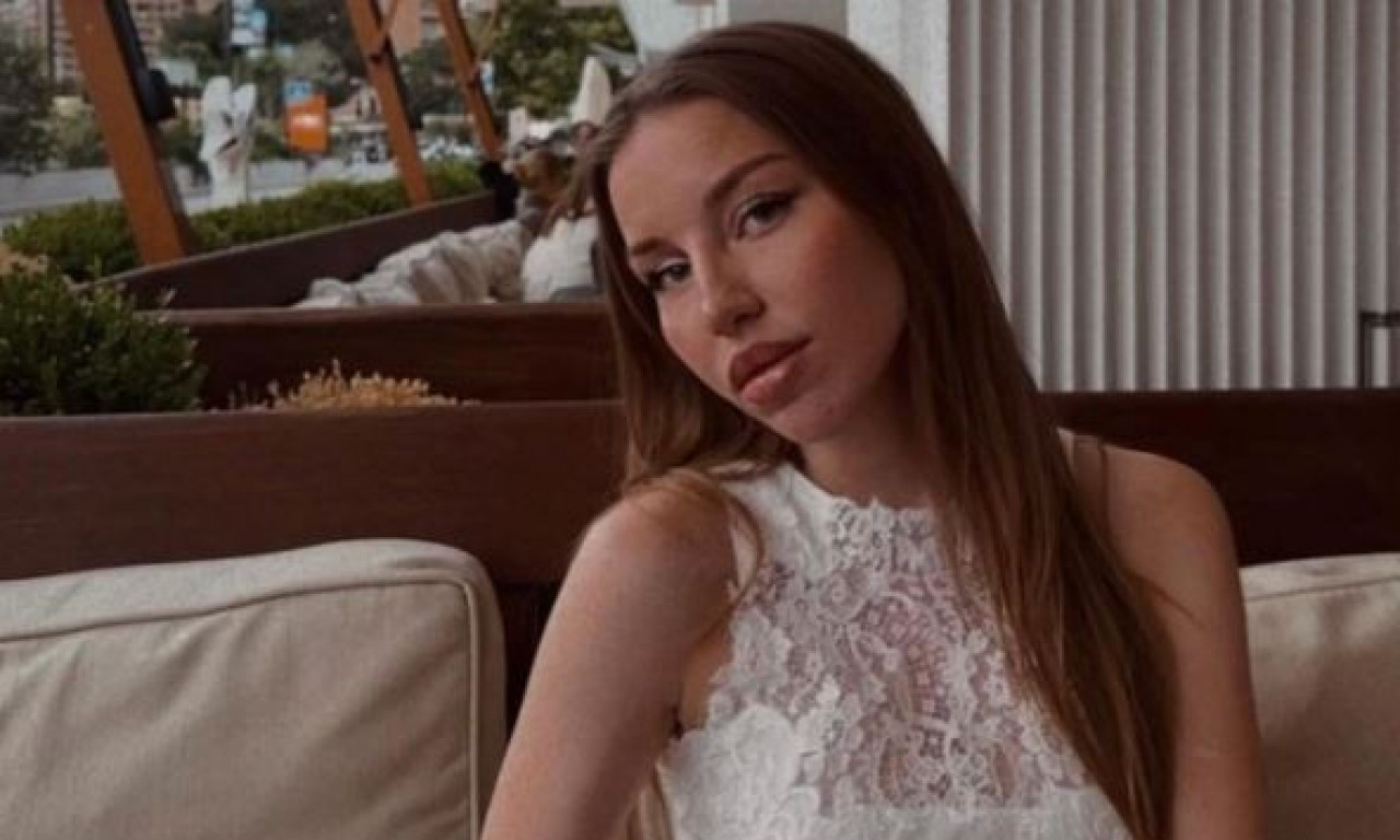 NAJBOGATIJA SRPKINJA DIPLOMIRALA U LONDONU: Ema Cepter otkrila koji fakultet je završila, pa poslala poruku ocu! (FOTO)