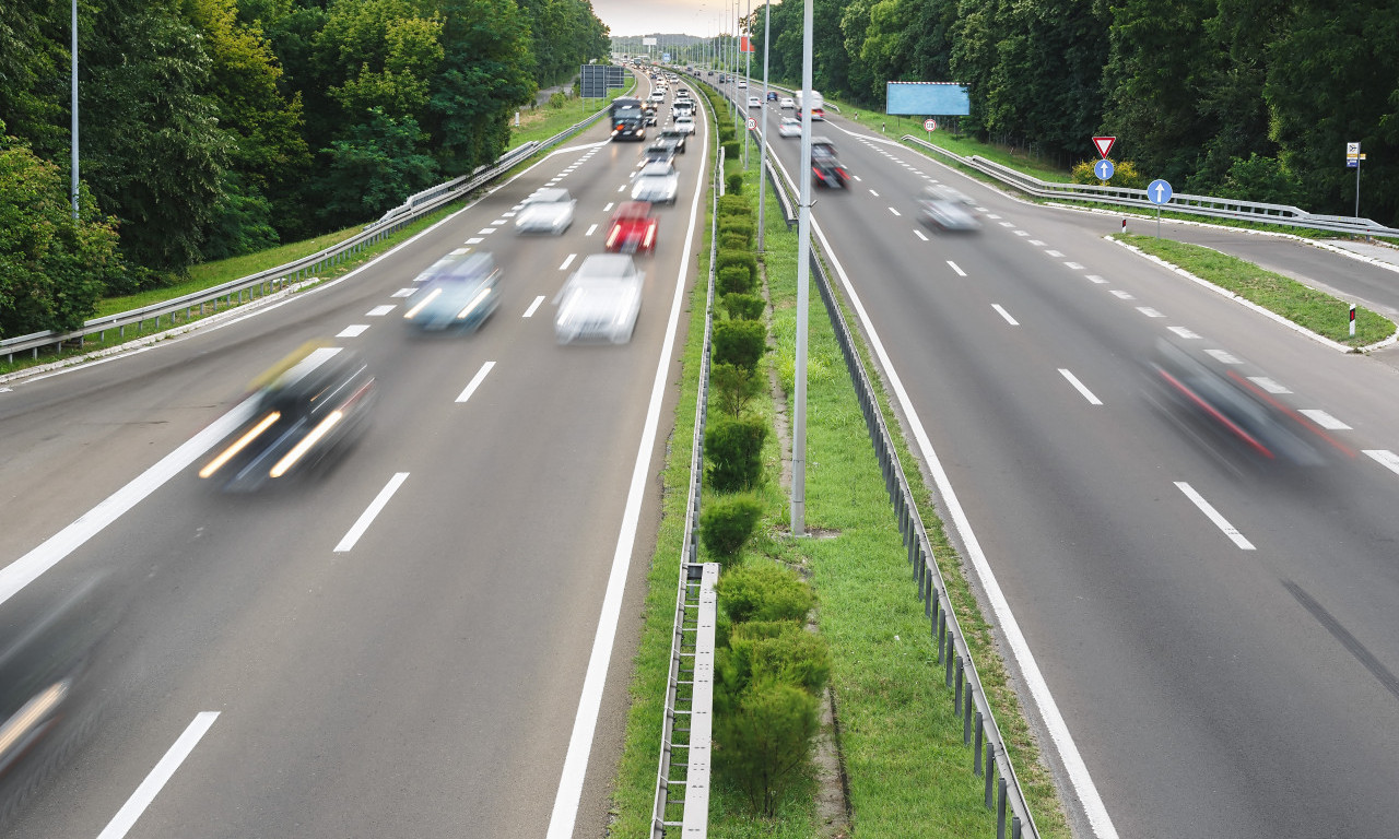 VAŽNO OBAVEŠTENJE ZA VOZAČE Dolazi do obustave saobraćaja u dva tunela na ovom auto-putu