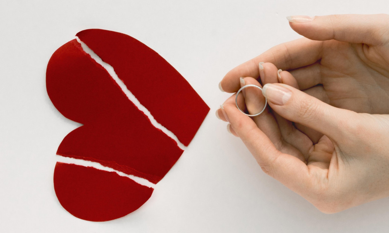 OVIM LAŽIMA "ZAKOPAVATE" VAŠU LJUBAVNU VEZU Ako ovo izgovarate - nećete dugo ostati zajedno