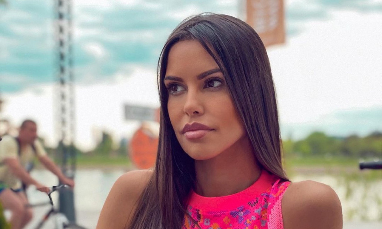 KO JE DIJANA DILINE? Dizajnirala haljine za elitu, pa nestala sa scene - objavama pravila haos na mrežama (FOTO)