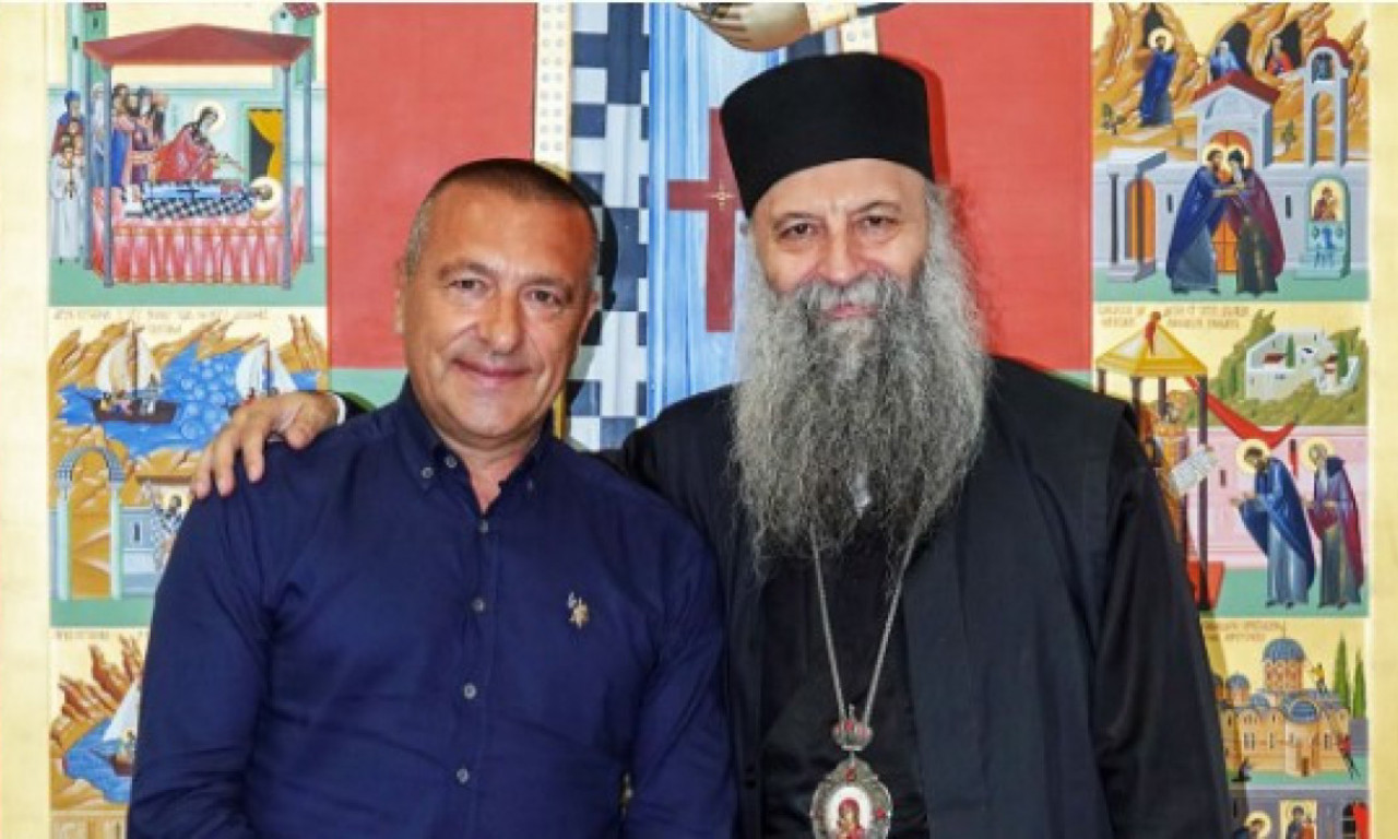 HEROJ SA DUNAVA NOSI DANAS ČASNI KRST Patrijarh Porfirije i Renato Grbić predvode Spasovdansku litiju u Beogradu