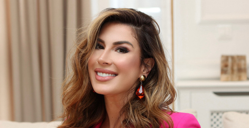 PREMIJERNO "ŽENA ZA SVA VREMENA"  Startuje emisija koja će promeniti TV scenu! Danas ne smete da propustite Enu Popov!