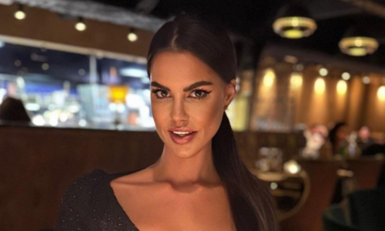 NOVO OBRAĆANJE DIJANE DILINE: "Šokirana sam koliko sam vam interesantna, a o teorijama zavere mogu da kažem samo..."