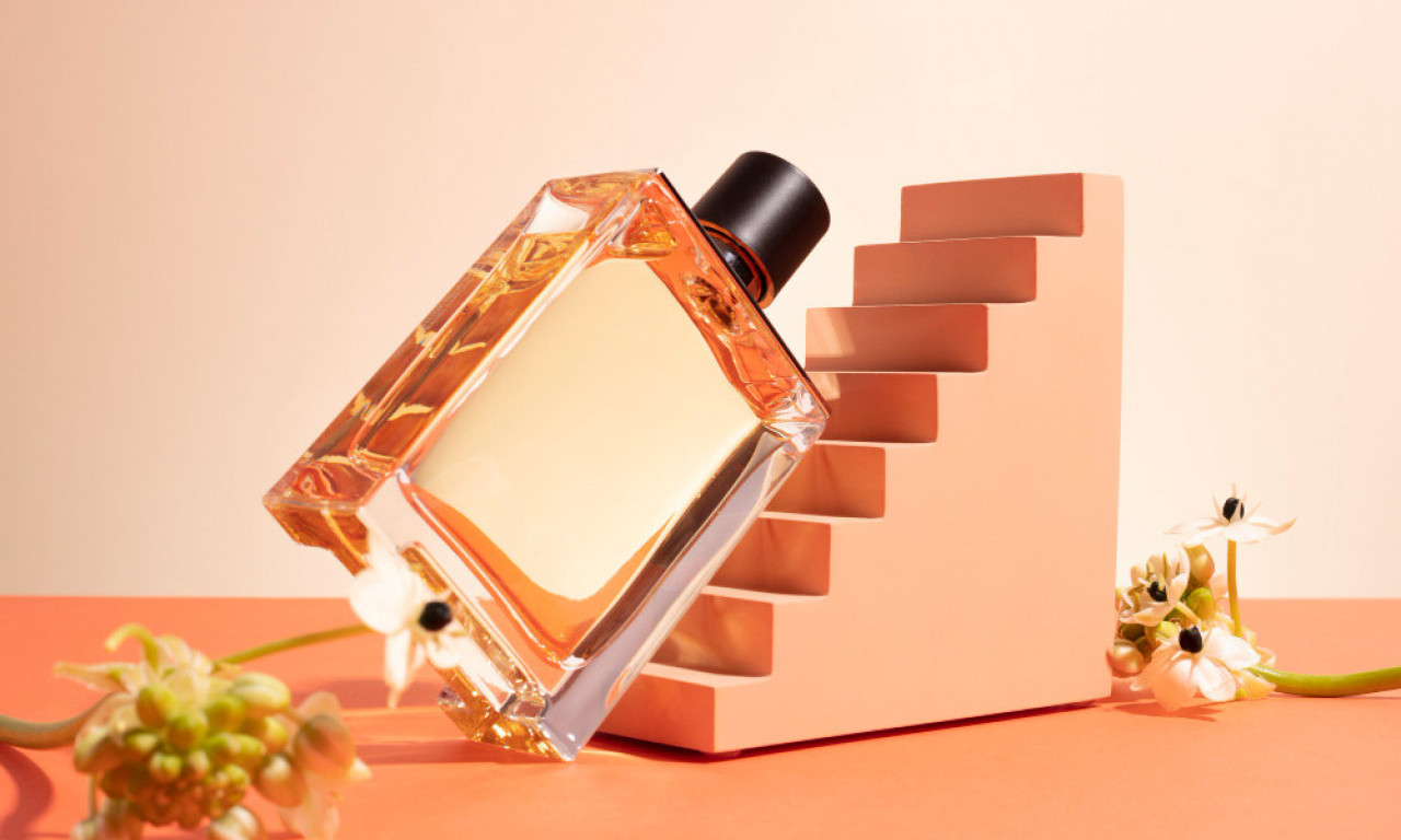 ŽENE OVAJ PARFEM SMATRAJU NAJBOLJIM: U njega se kunu i dame iz Srbije