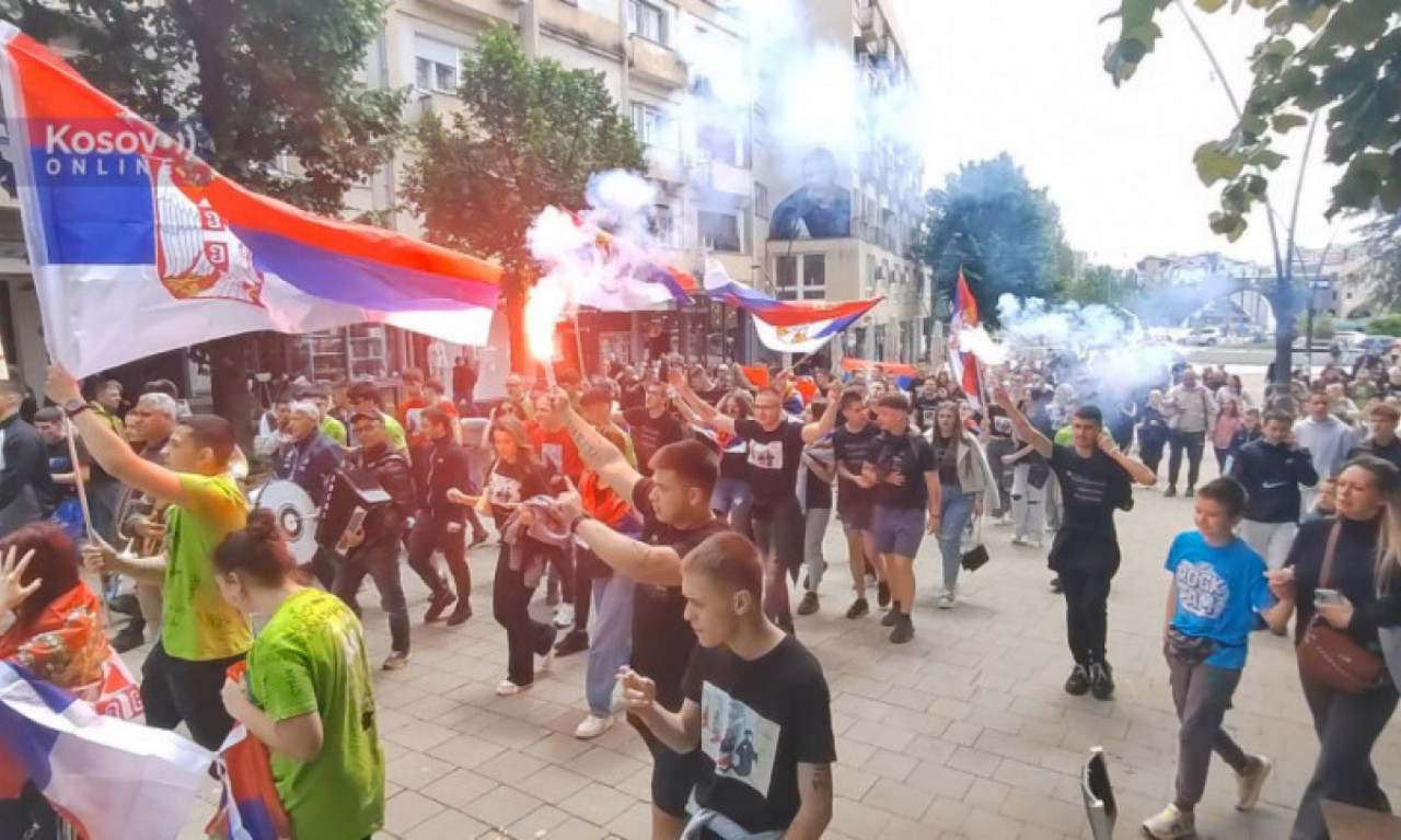 SRPSKE TROBOJKE, TRUBE I SUZE RADOSNICE Emotivne slike iz Severne Mitrovice tope srca, a ovo se slavi! (VIDEO)