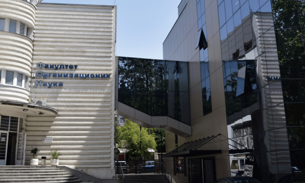 DOJAVA O BOMBI NA FAKULTETU ORGANIZACIONIH NAUKA U BEOGRADU! Policija na terenu