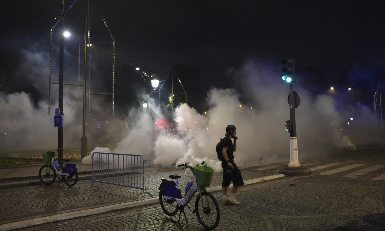 MALOLETNIK UMRO TOKOM PROSLAVE POBEDE PSŽ-a! Smrt bacila senku na Ligu šampiona - pogledajte šta se desilo