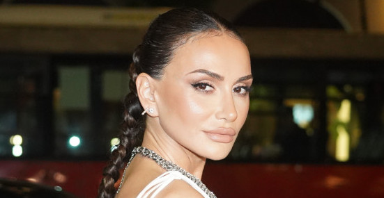 SKLONILA SVE OBJAVE SA INSTAGRAMA Emina Jahović najavila veliki projekat, čestitke samo stižu (FOTO)