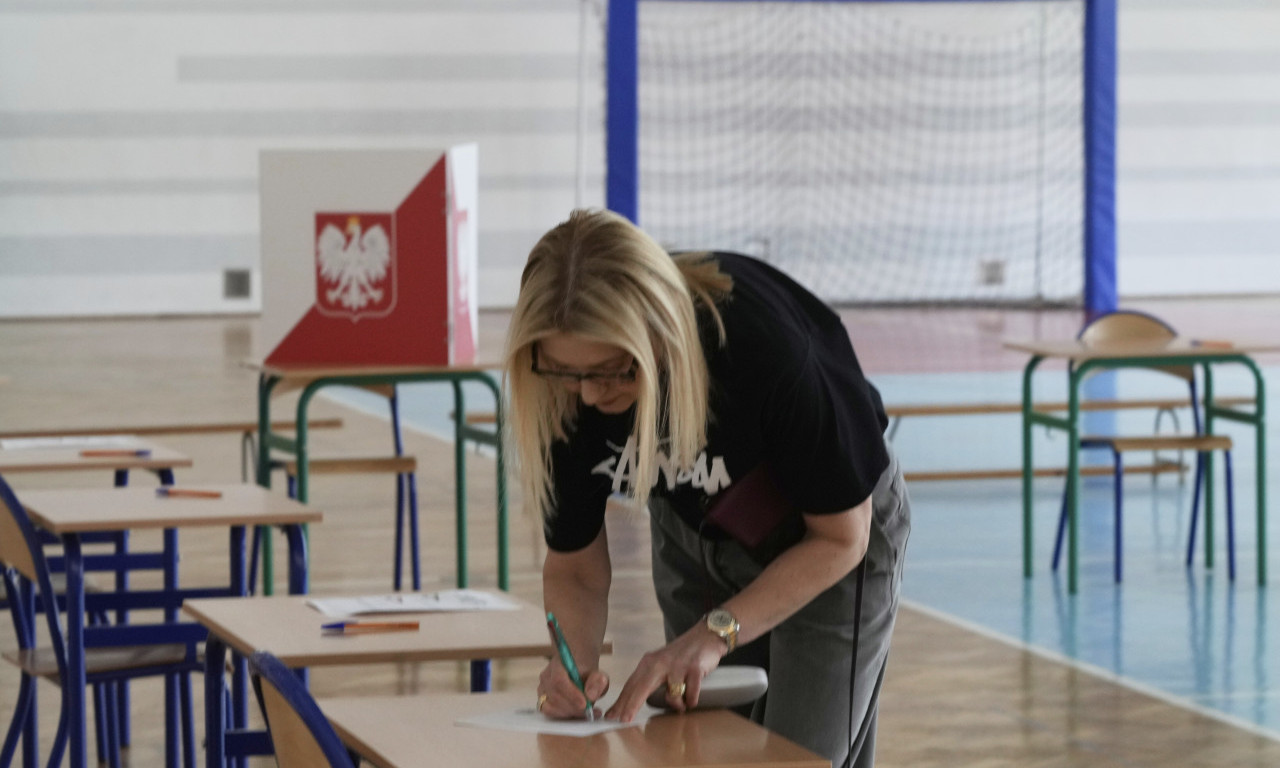 VEĆA IZLAZNOST U DRUGOM KRUGU PREDSEDNIČKIH IZBORA U POLJSKOJ NEGO 2020. GODINE Evo koliko je birača glasalo do podne
