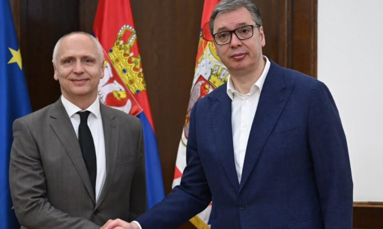 VUČIĆ PORUČIO KAPETANOVIĆU: "Samo udruženi možemo obezbediti mir, rast i brži put ka EU" (FOTO)