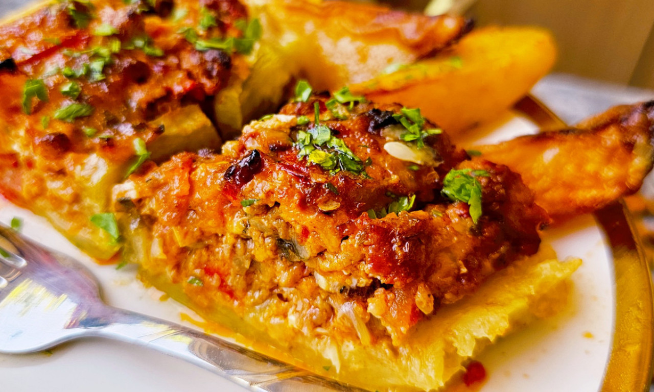 PUNJENE TIKVICE SA MLEVENIM MESOM Pravi bakin specijalitet domaće kuhinje