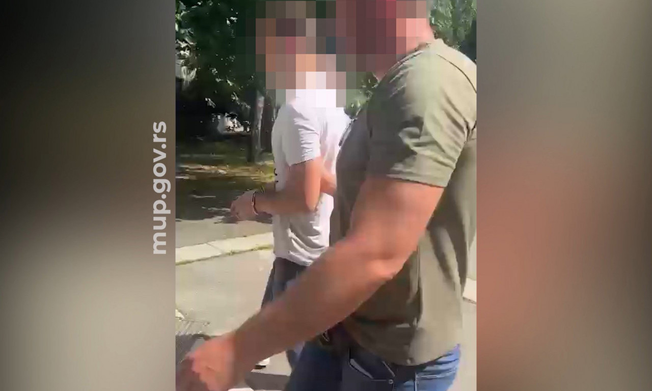 SNIMAK HAPŠENJA NAPADAČA NA MILOŠA PAVLOVIĆA: Oglasio se MUP, evo šta su dalji koraci (VIDEO)