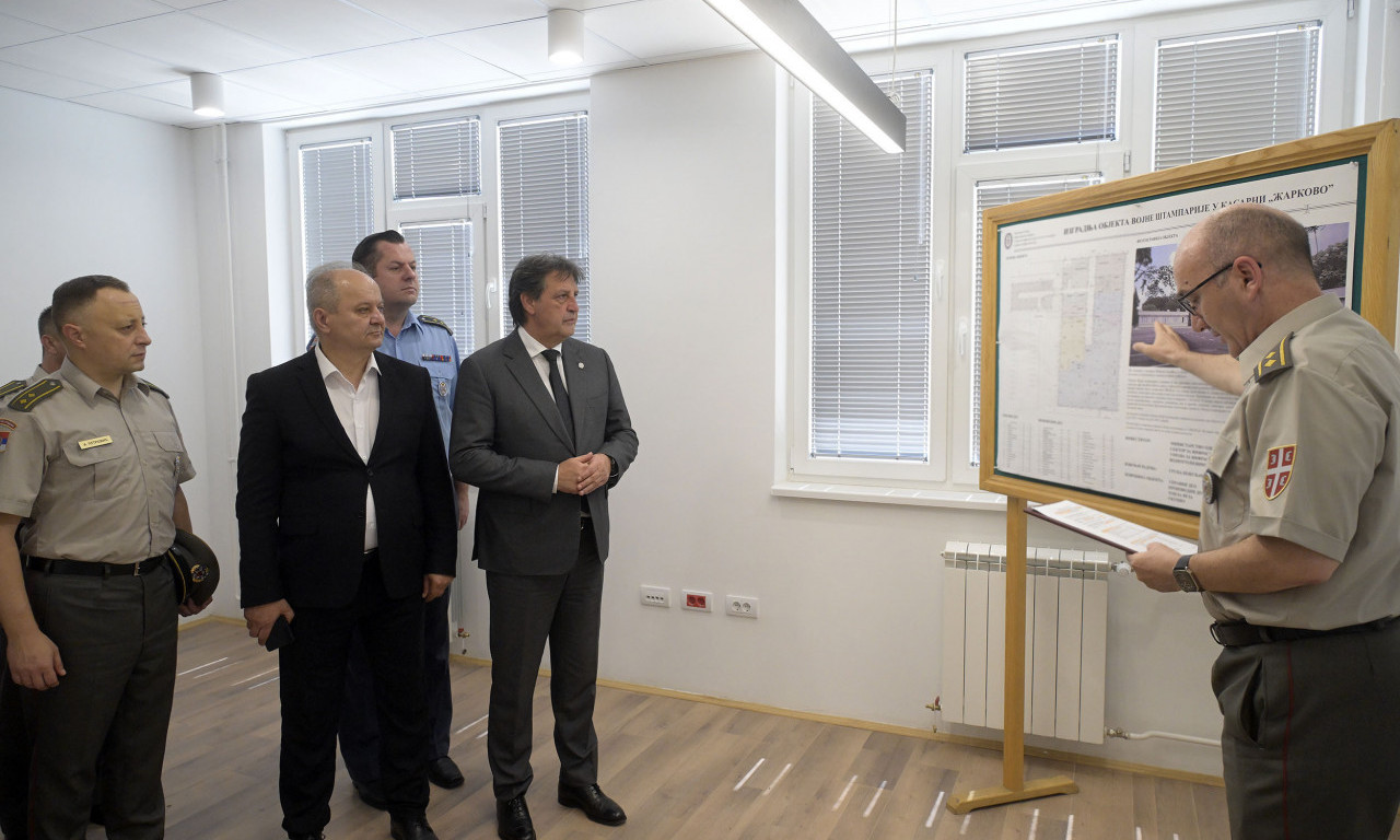 MINISTAR GAŠIĆ U KASARNI ŽARKOVO Izgrađen novi objekat Vojne štamparije