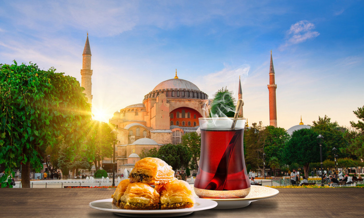 ZABORAVLJENA BAJRAMSKA JELA Mirisi tradicije: Šta se nekada pripremalo a danas se retko viđa na trpezi?