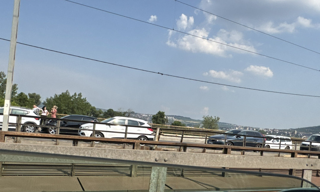 SUDAR NA PANČEVAČKOM MOSTU Velika gužva u pravcu ka ovom delu grada (FOTO)
