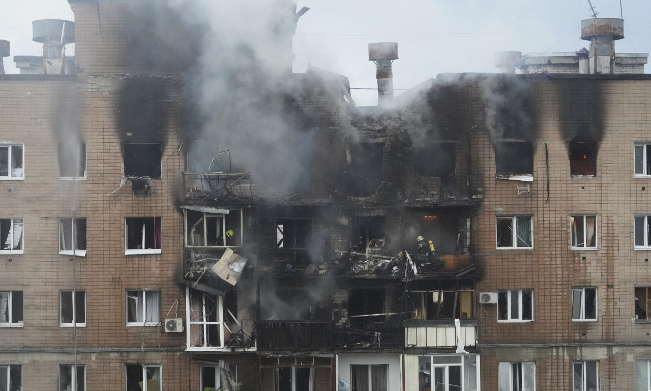POGLEDAJTE JEZIVE SCENE IZ HARKOVA Najsnažniji ruski napad na grad od početka rata, ima mrtvih (FOTO)