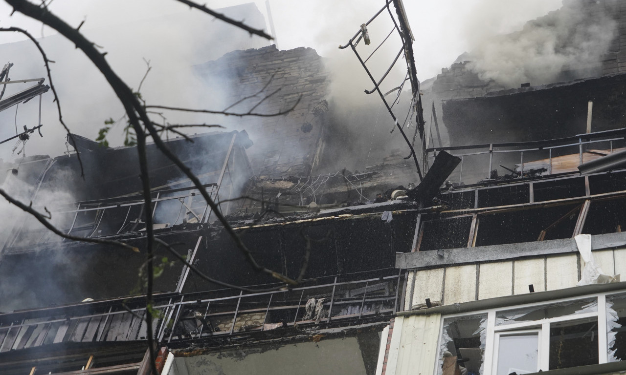 ŽESTOK NAPAD RUSIJE OSTAVIO UKRAJINU U MRAKU Nestalo struje, nastao i karambol na železnici