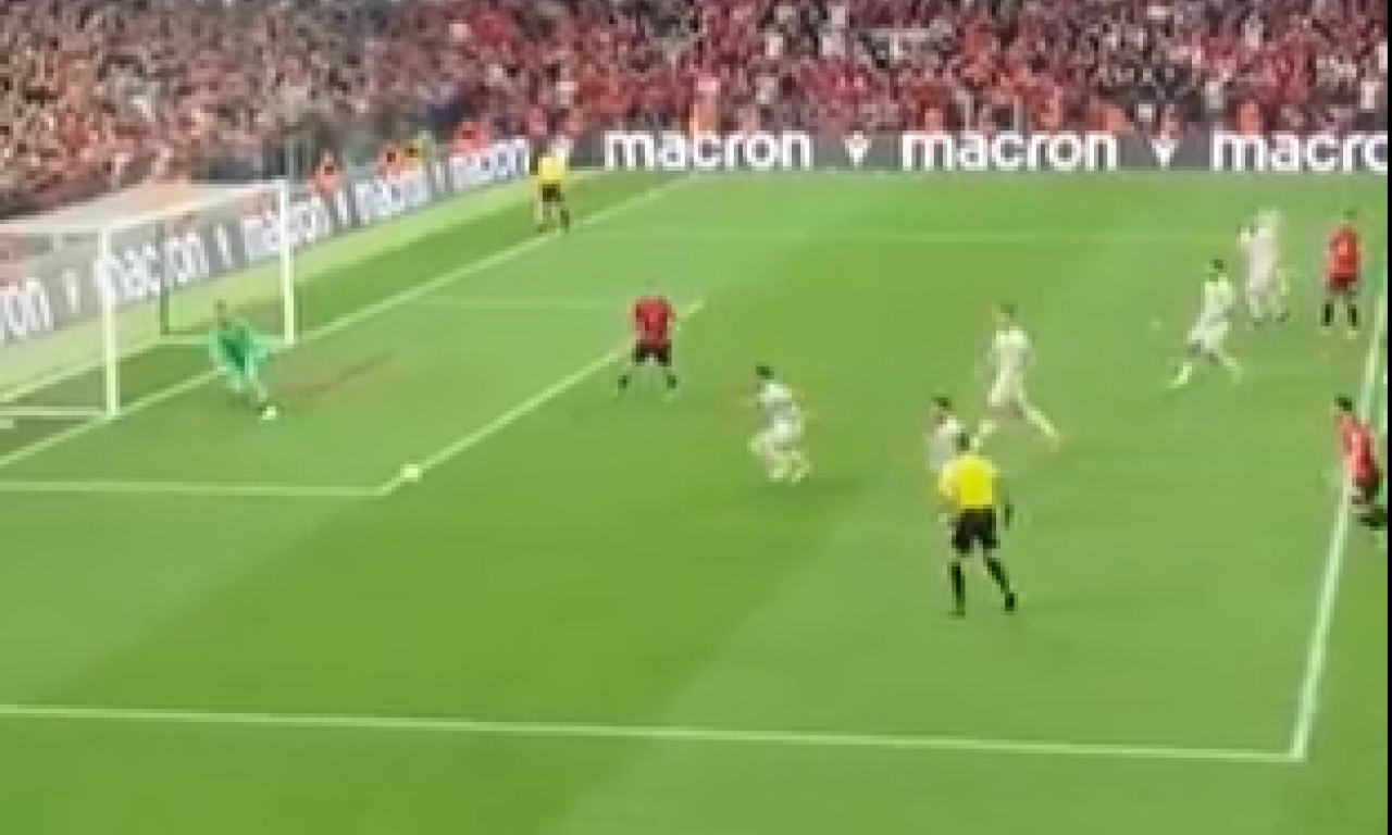 PETROVIĆ JE HEROJ ORLOVA: Ovako je golman Srbije odbranio penal usred Tirane! (VIDEO)