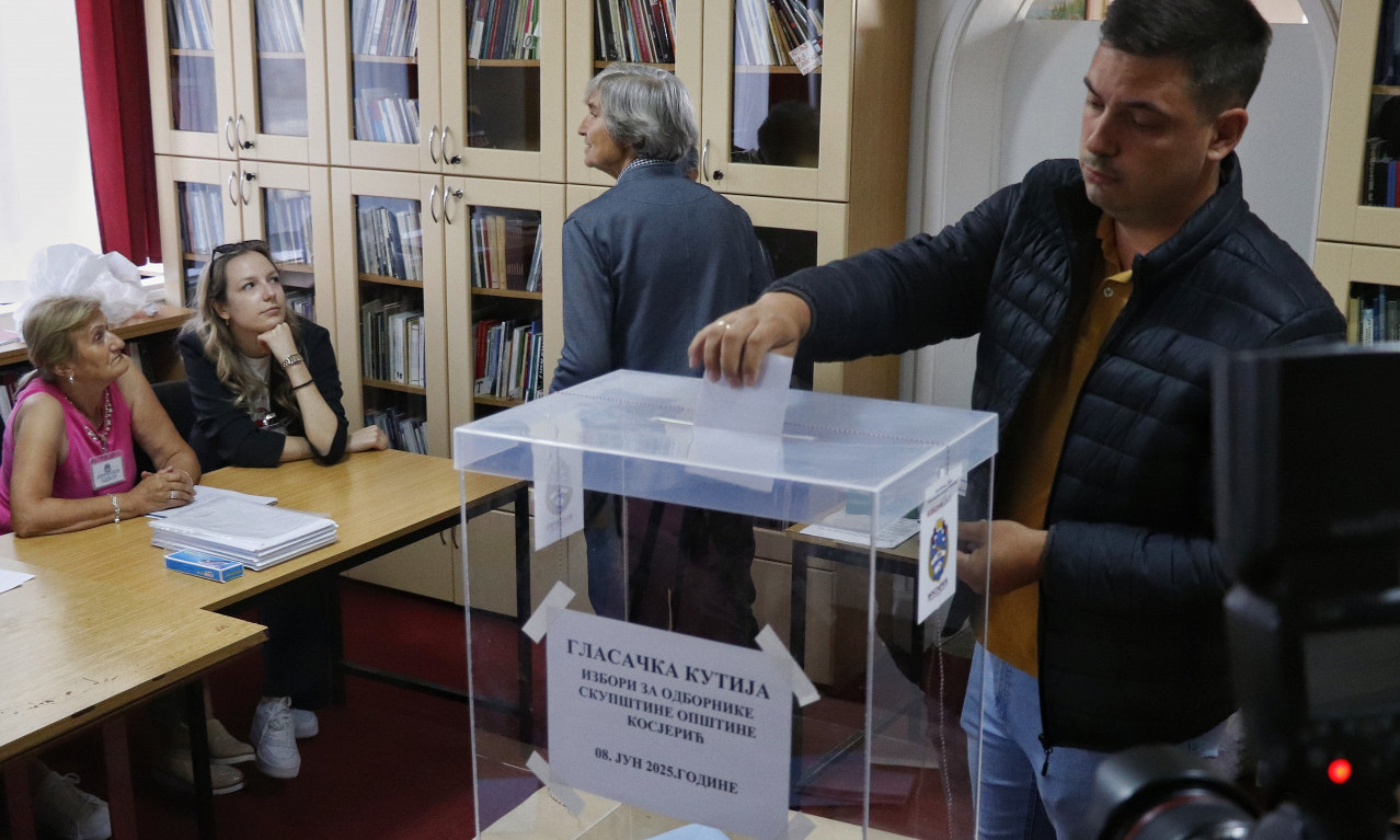 LOKALNI IZBORI U ZAJEČARU I KOSJERIĆU Ovaj kandidat glasao odmah po otvaranju! Pogledajte kako izgleda glasački listić