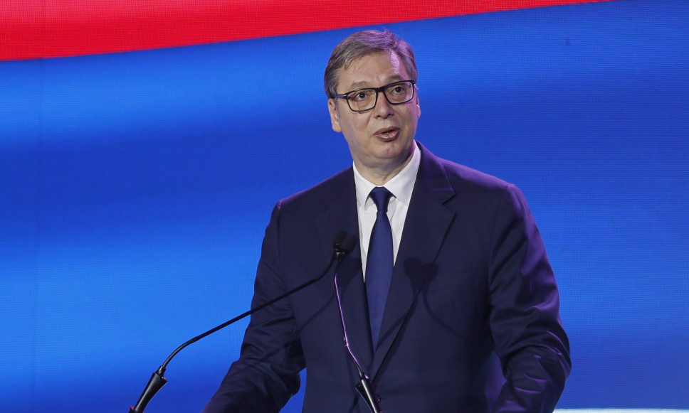 "NE ODSTUPAM OD BORBE ZA NAPREDAK NAŠE ZEMLJE" Vučić poručio: Od najvećeg je značaja da sačuvamo mir
